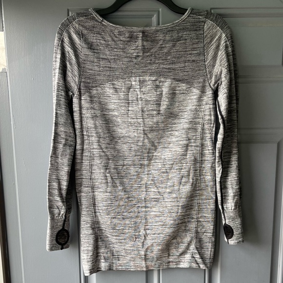 Zella Dry Wicking Charcoal long sleeve shirt sz. S - Picture 2 of 6